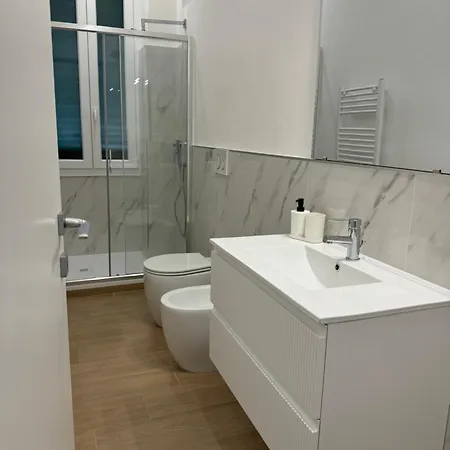 Firenze Apt