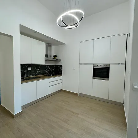 Firenze Apt